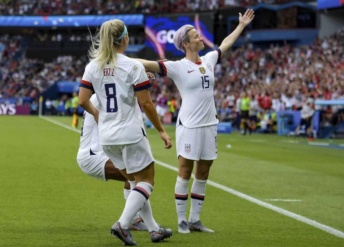 德国女足联赛第一轮比赛圆满结束 德国女足联赛第一轮比赛圆满结束