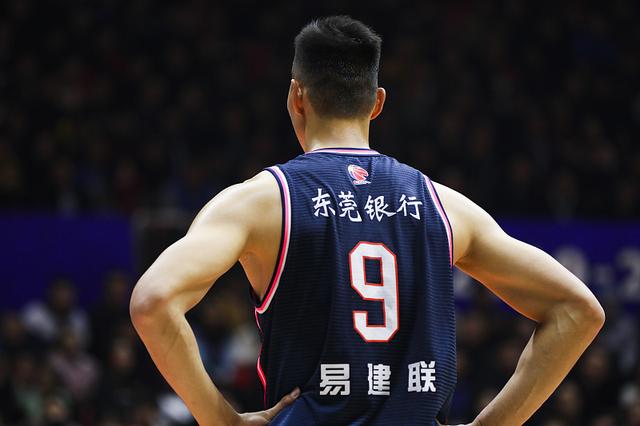 爱游戏网页版-易建联缺席场面，广东队照样胜利