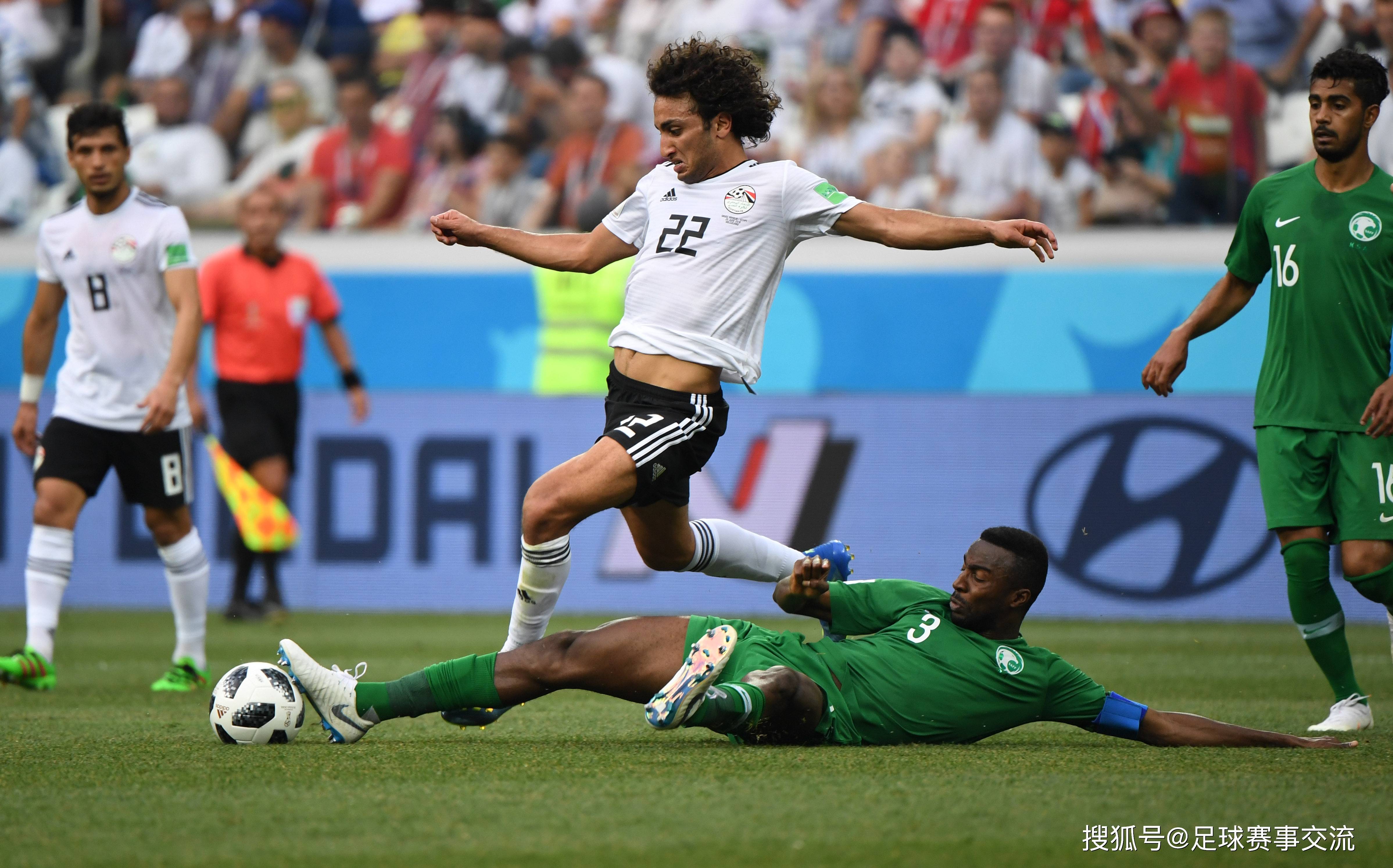 关于世界范围内的足球比赛掀起巨大热潮的信息 关于世界范围内的足球比赛掀起巨大热潮的信息