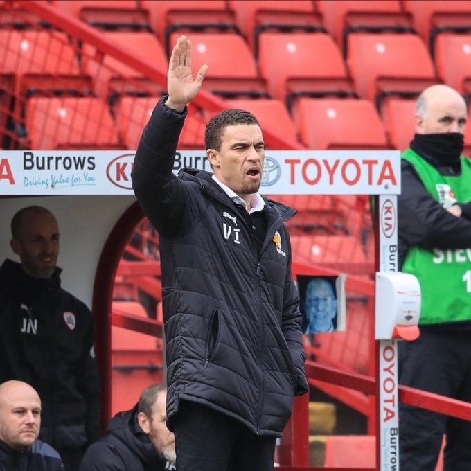 爱游戏官网-包含巴恩斯利主场不敌，保级形势岌岌可危的词条