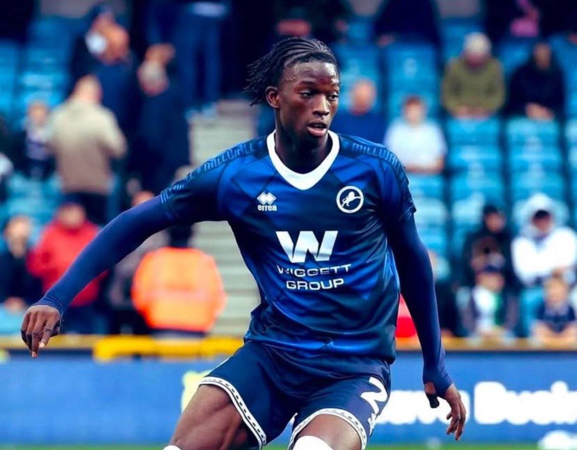 爱游戏网页版-水晶宫对阵米尔沃尔，胜负之争引人注目！的简单介绍