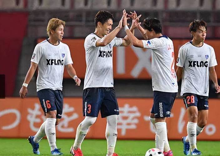 球队夺得胜利,晋级关键比赛,备战决赛 球队夺得胜利,晋级关键比赛,备战决赛