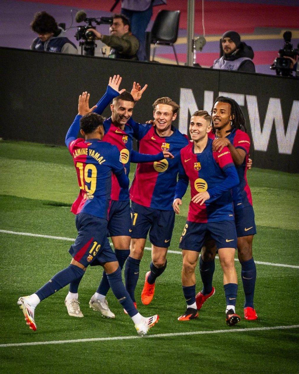 爱游戏app下载-曼城主场不敌巴萨，欧冠小组赛未来莫测！