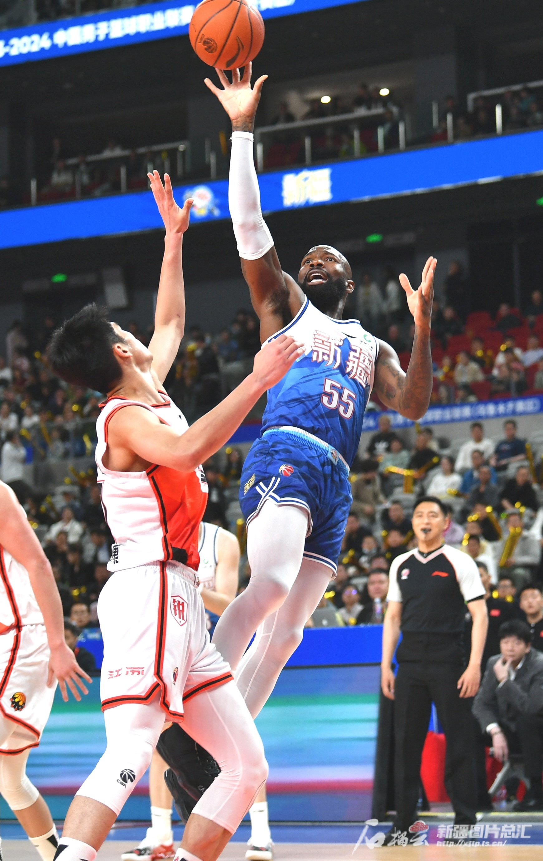 爱游戏官网-新疆男篮在客场比赛中表现出色的简单介绍