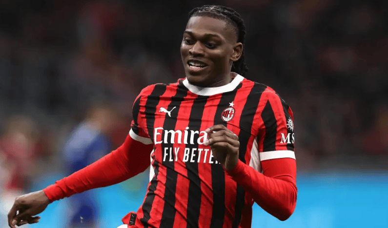 包含AC米兰成绩不断下滑,主帅遭遇压力引发外界质疑的词条 包含AC米兰成绩不断下滑,主帅遭遇压力引发外界质疑的词条