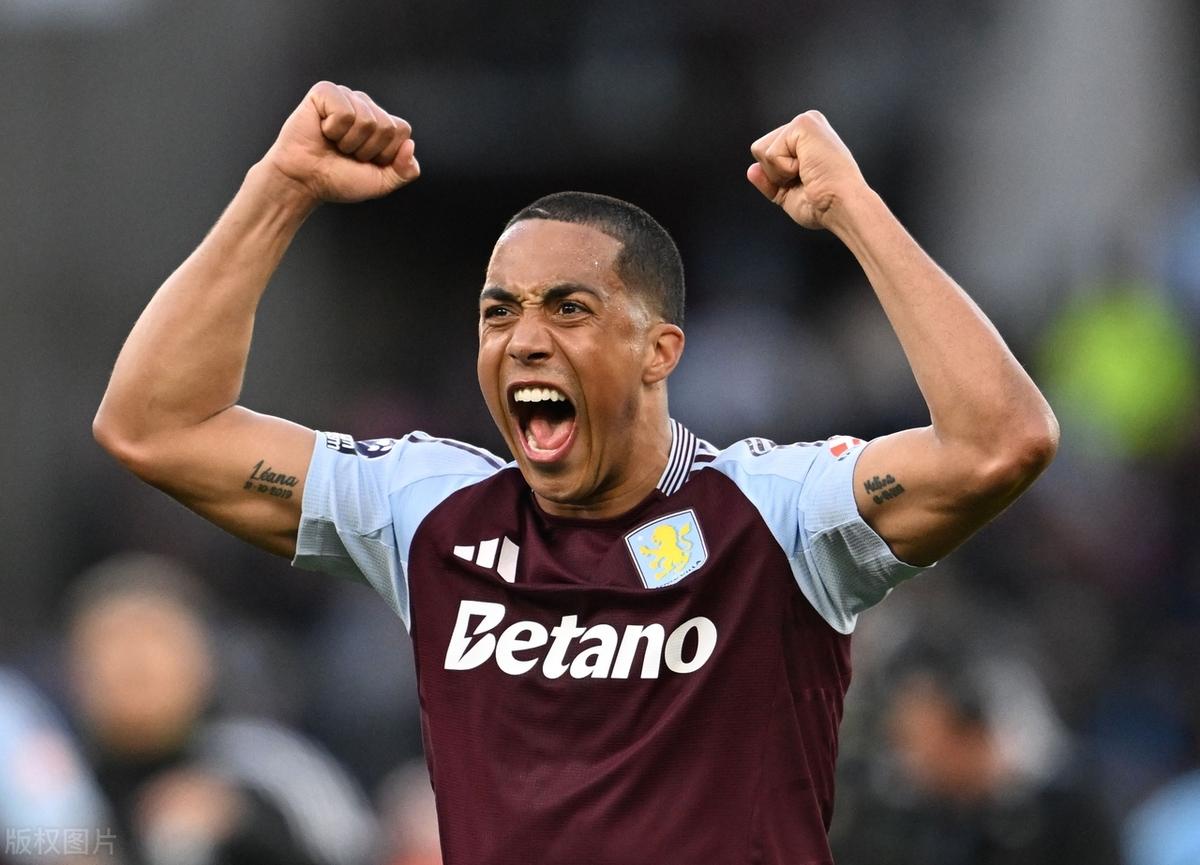 爱游戏登录入口-包含亚眠主场取胜，法甲升班马状态回暖的词条