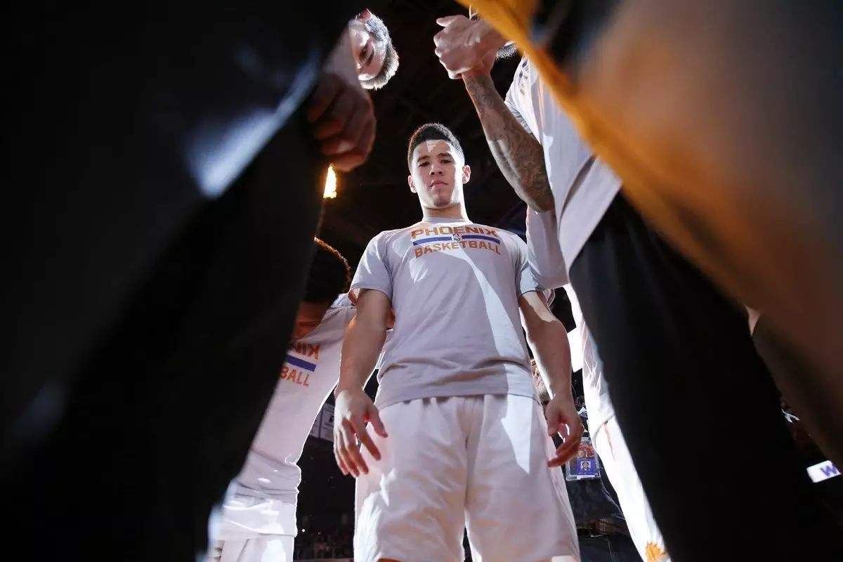 爱游戏中国官网-关于太阳队伍状态反弹，球迷热切期待新赛季发展的信息