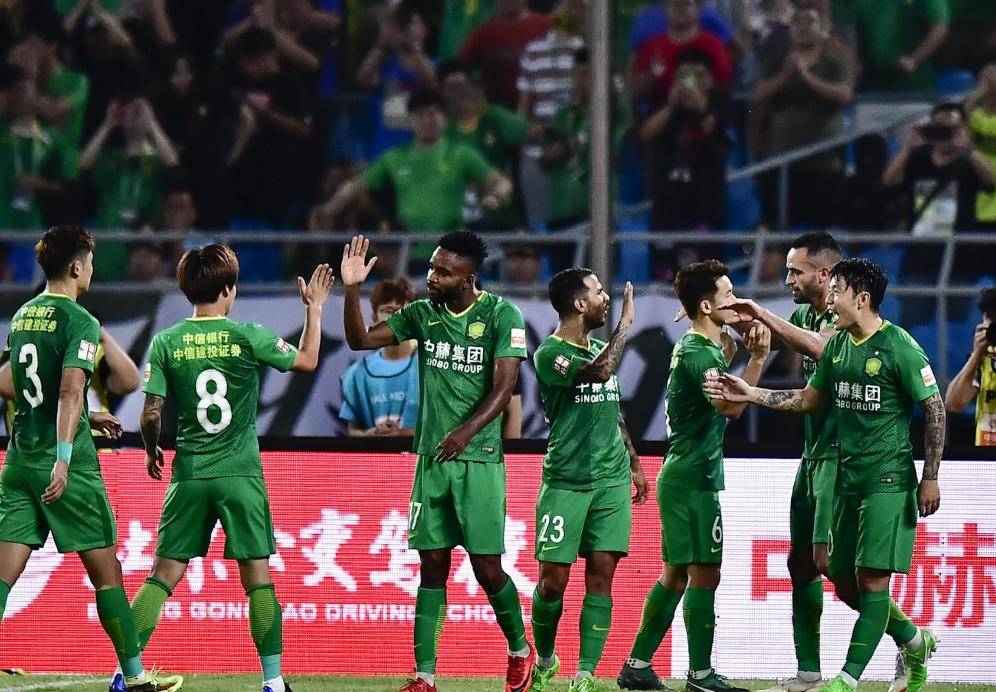 爱游戏网页版入口-强强对话！国安迎战上港，中超强队排名之战一触即发