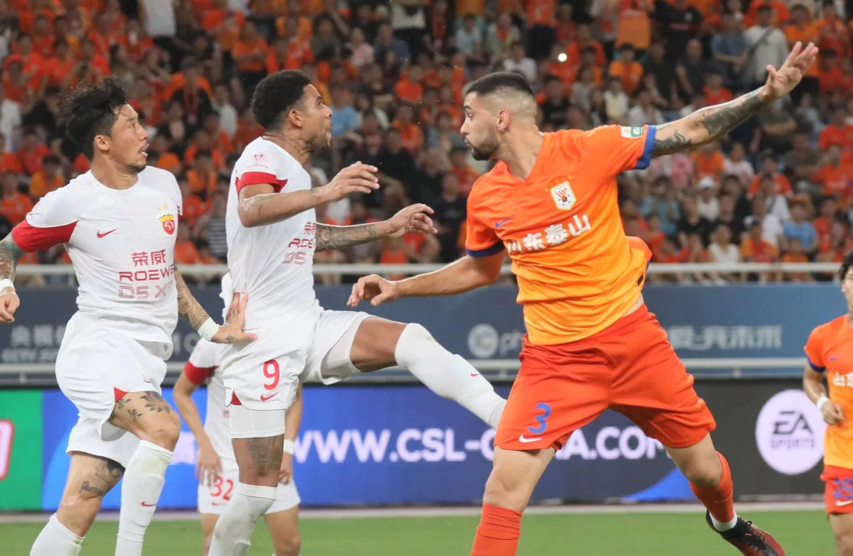 上海上港逆转勇士,提前晋级亚冠淘汰赛的简单介绍 上海上港逆转勇士,提前晋级亚冠淘汰赛的简单介绍