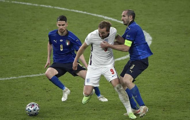 爱游戏登录入口-乌克兰客场击败北马其顿，赢得实力之争