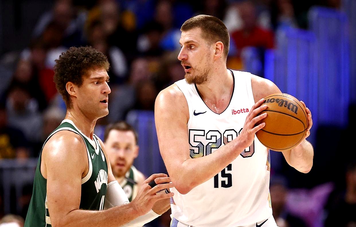 爱游戏中国官网-雄鹿险胜国王取得胜利