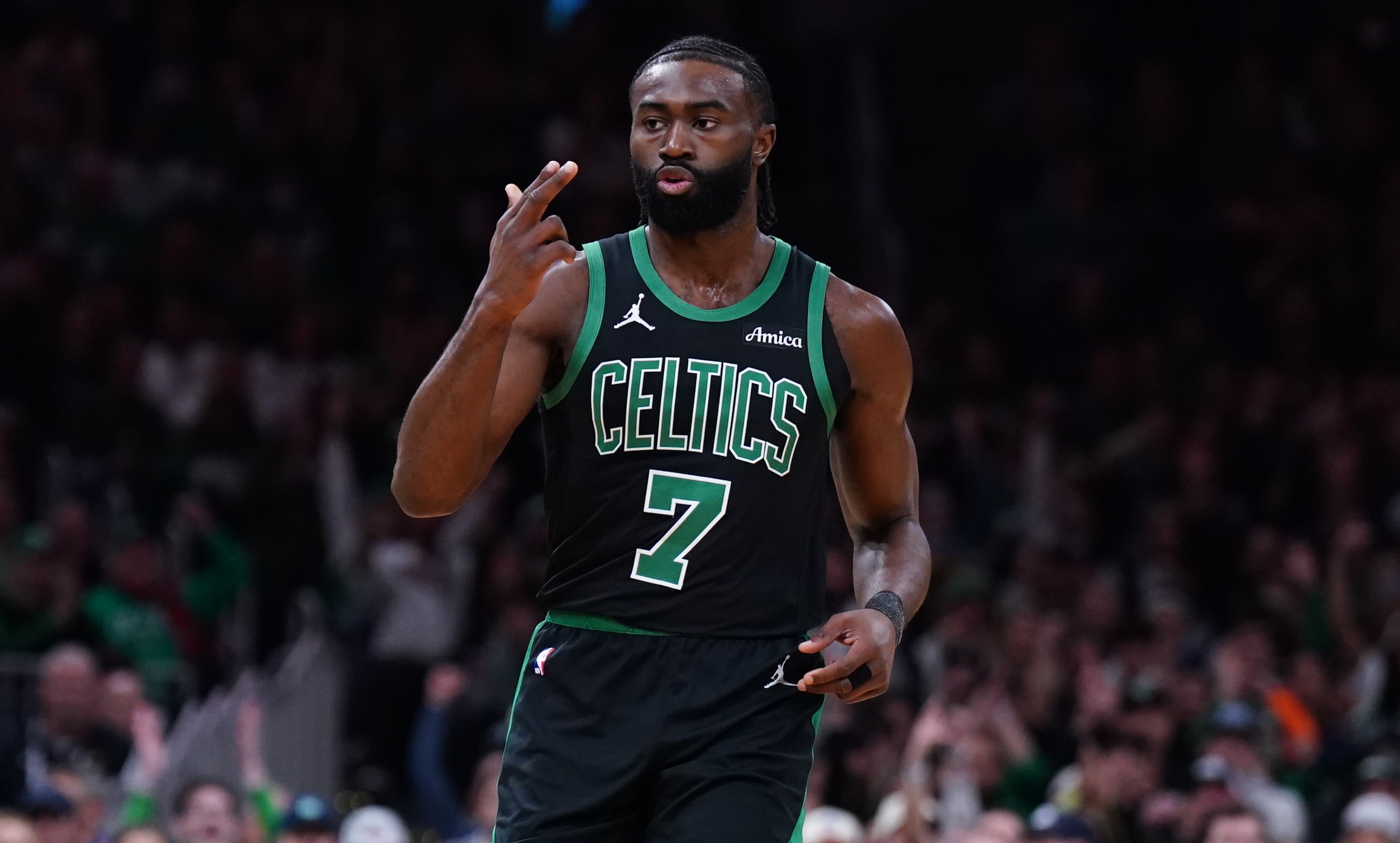 凯尔特人惜败黄蜂，遭遇连败